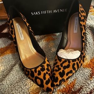 Brand new in box Saks Fifth Avenue cheetah pumps